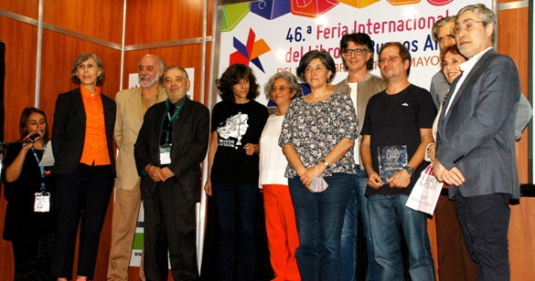 Premio Crítica Fundación El libro, en la 46 Feria Internacional del libro 2022.